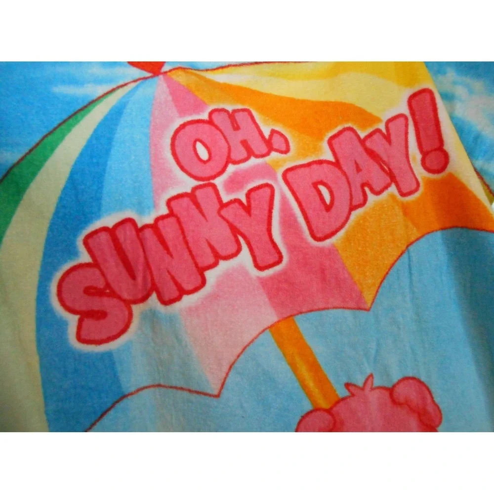 Vintage 2003 Care Bears Beach Pool Towel 100% Cotton 56in x 27in Rainbow Hearts